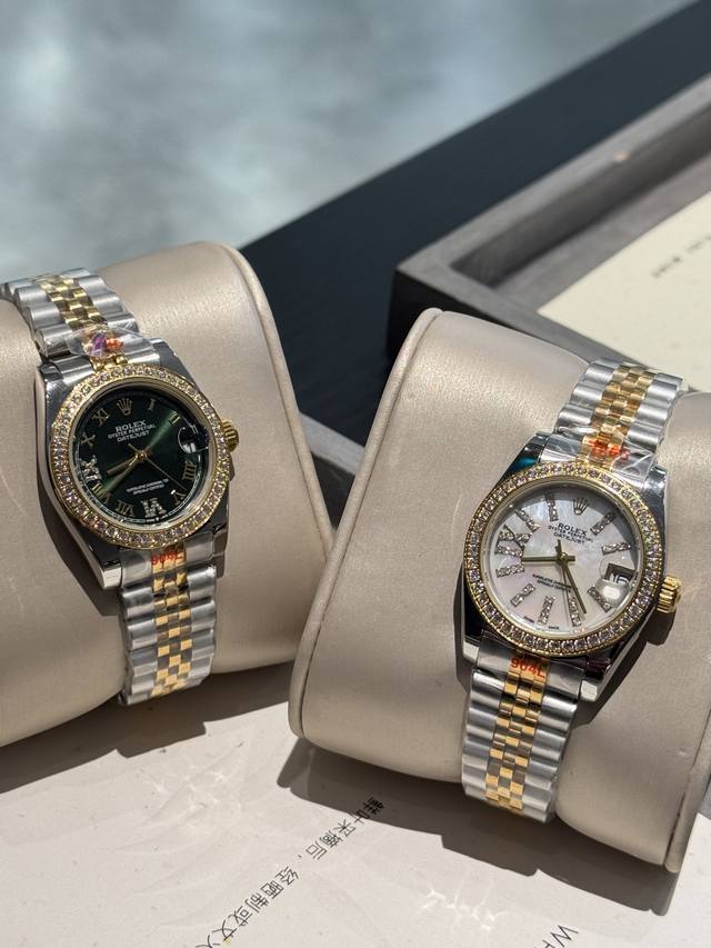 劳力士 日志 系列经典女款 实芯钢带-原装压扣 进口机芯 小红书火爆推荐 设计显出独特高贵优雅女神气质！316精钢表壳搭配施华洛世奇水晶钻石，纯手工镶嵌而成，女
