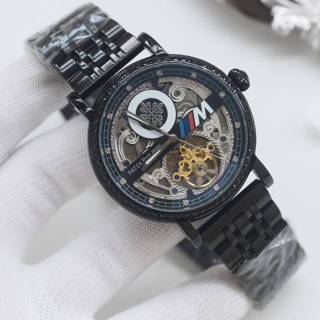 尊享价： 品牌：百达翡丽-Patek Philippe 类型：男士腕表 壳套：顶级版316精钢L 表带：进口316精钢表带 机芯：全自动进口机械机芯 镜面：矿物