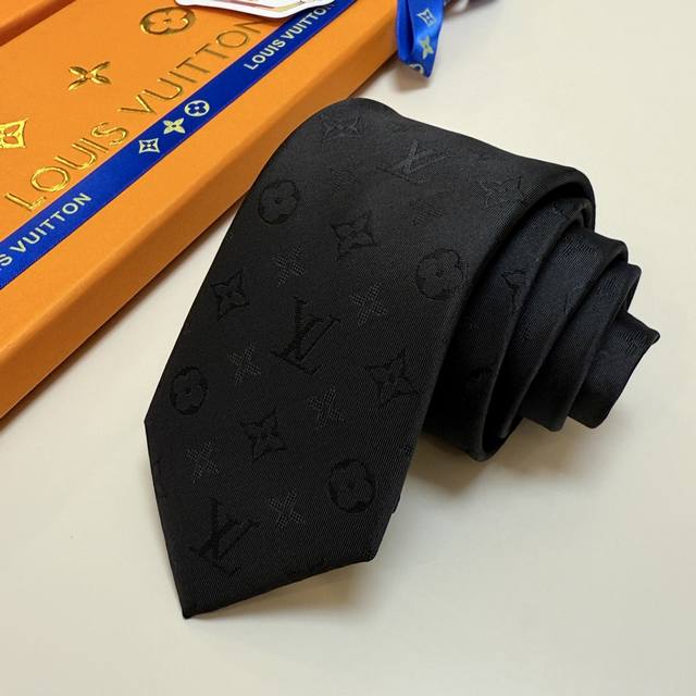 Lv men's tie collection is a rare and elegant choice, showcasing exquisite craft