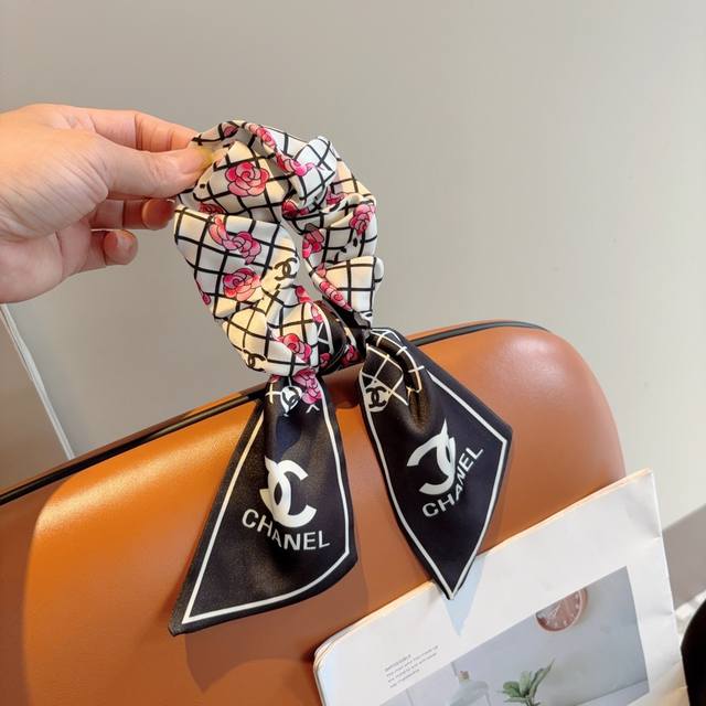 with packaging Chanel Chanel double C letter ribbon ponytail hair ring butterfly