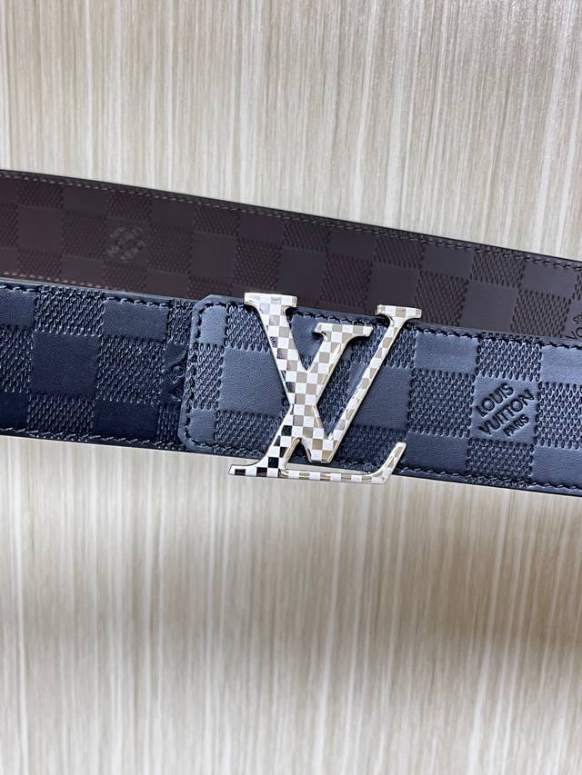 New style of the season, 4.0 double-sided imported cowhide, double-sided pressin