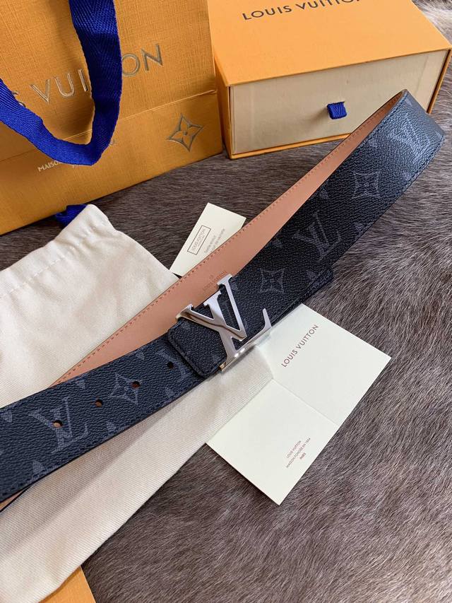 High quality, real shot with a full set of counter gift boxes Brand: Lv Classic