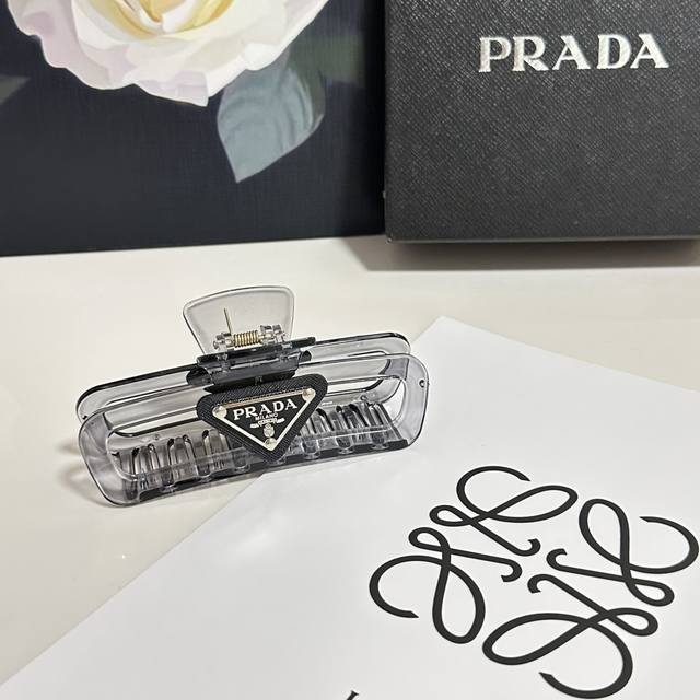 Special counter packaging Prada Prada's latest hot-selling model is here. Vintag