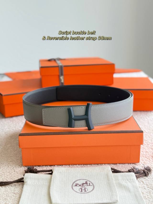 Script. Made with premium hardware and imported Epsom leather in black and cumul