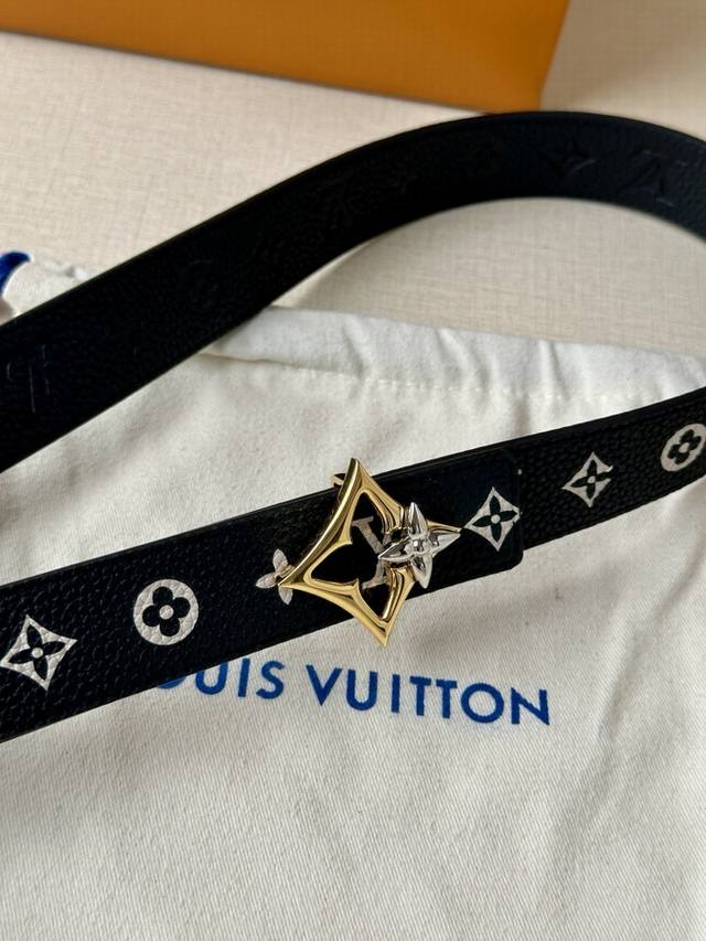 3.0 wide Lv double-sided lychee belt interprets Louis Vuitton classic element fr