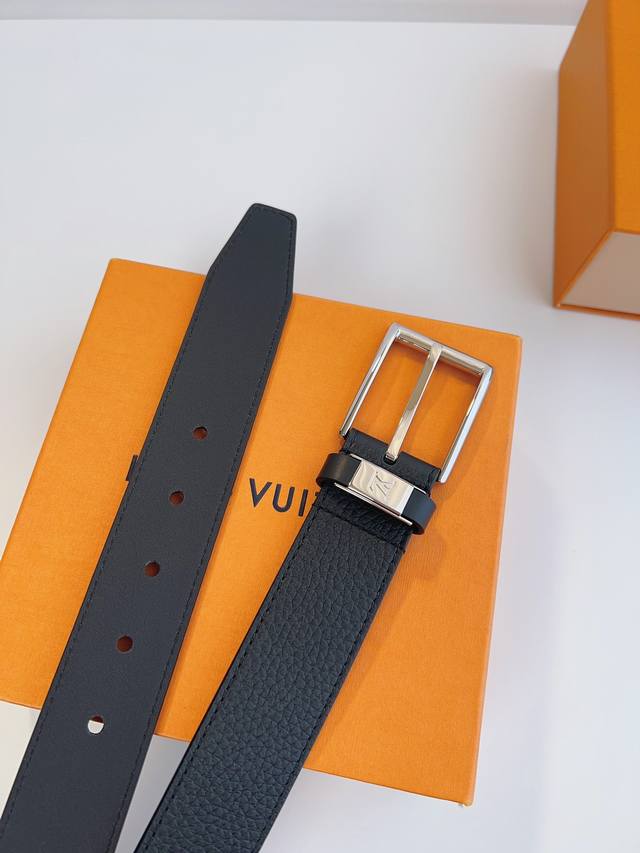 Lv business casual men's boutique belt, a versatile accessory, belt body width 3