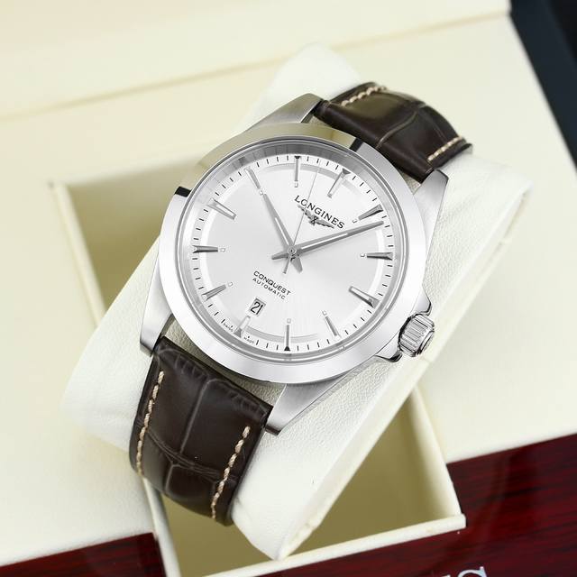 三码合一，独一无二编码，首创高端货，与市场货区分开来 新品首推浪琴康卡斯悦动系列 优雅银 经典黑 百搭绿 深邃蓝原版开模1:1，对版41Mm尺寸316精钢材质，