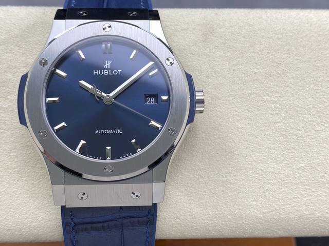 Jjf 恒宝 宇舶经典融合 图为42Mm 511.Nx7170.Lr 市面上最高版本腕表，耗时长达18个月，攻克重重难关，外观，机芯与原装一致，Jjf匠心之作，