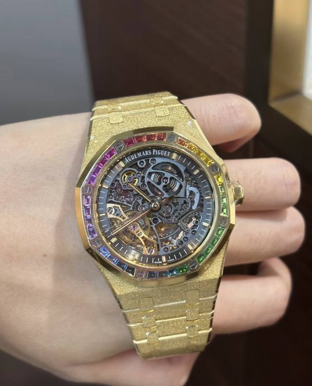 Gr新品，新款爱彼！彩虹15412Bcadumars Piguet 爱彼15412Bc 霜金 镂空 彩虹男士机械腕表 Calibre 3132一体机芯，41Mm