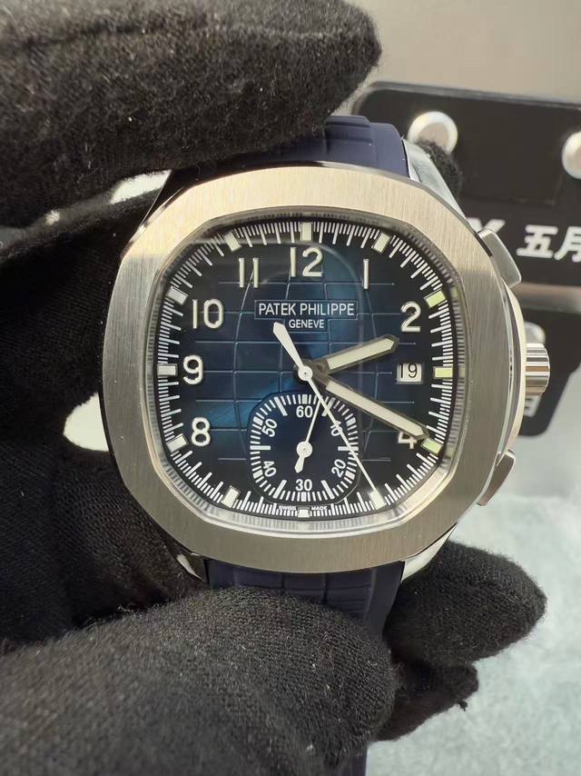 严选 百达翡丽 手雷计时腕表型号：5968A-001。机芯7750改Ch28-52机芯 尺寸42.2Mm不锈钢表壳 计时指针、精确至四分之一秒的外缘轨道式刻度、