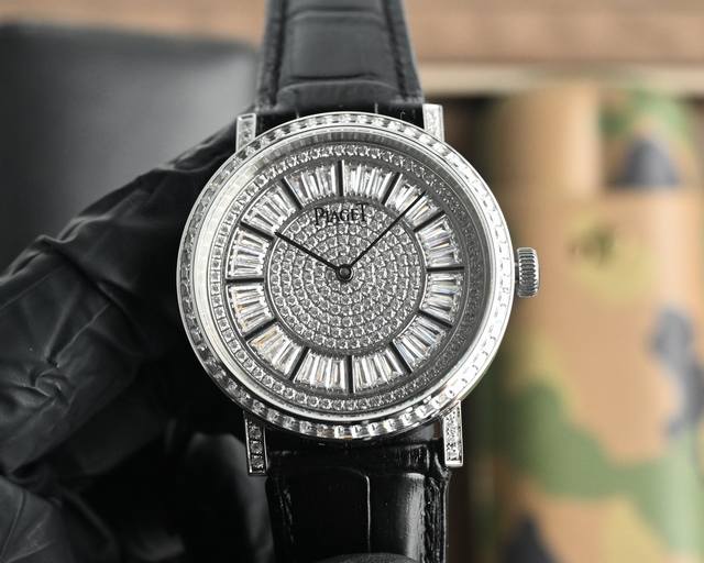 Laget Count‘S Fine Jewels 伯爵高级珠宝腕表 18K白金材质 后镶满天星顶级T方钻石 41×11Mm表径 手动超薄透底机芯 品相完美