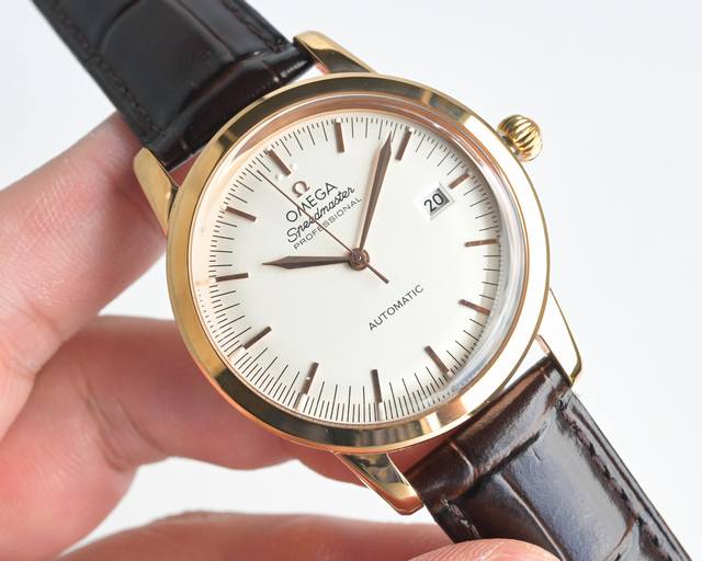 白 金 欧米茄-Omega火热新款式，欧米茄新款3D锅盖，耗时长达12个月打造斯华洛水晶砖石！超薄男士自动机械腕表，采用进口原装9015机芯，每小时振频2880