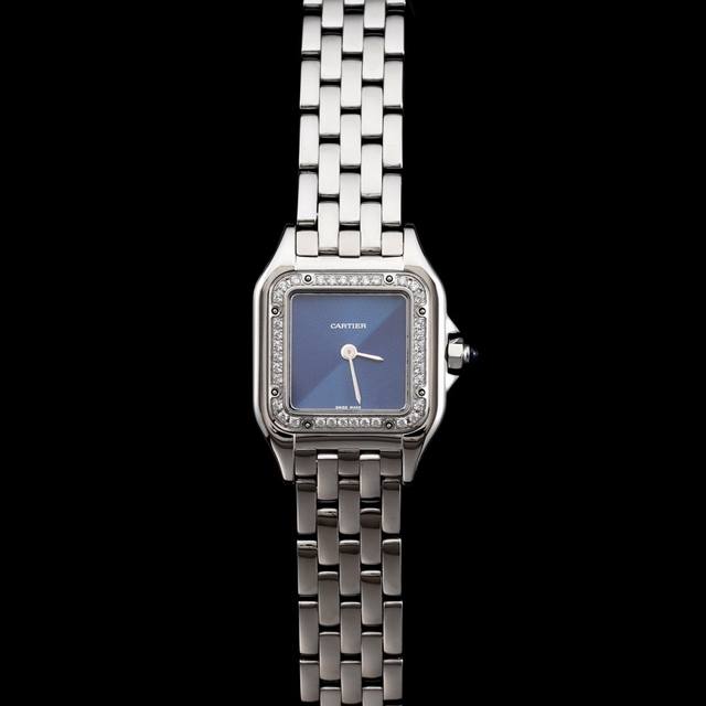 Bba 猎豹系列原版瑞士进口石英机芯# 走时稳定 续航足 2-3年更换电池～ 采用进口316L精钢表壳，全部壳套都是开模定制的，极致追求细节！每个圆角都经过抛光