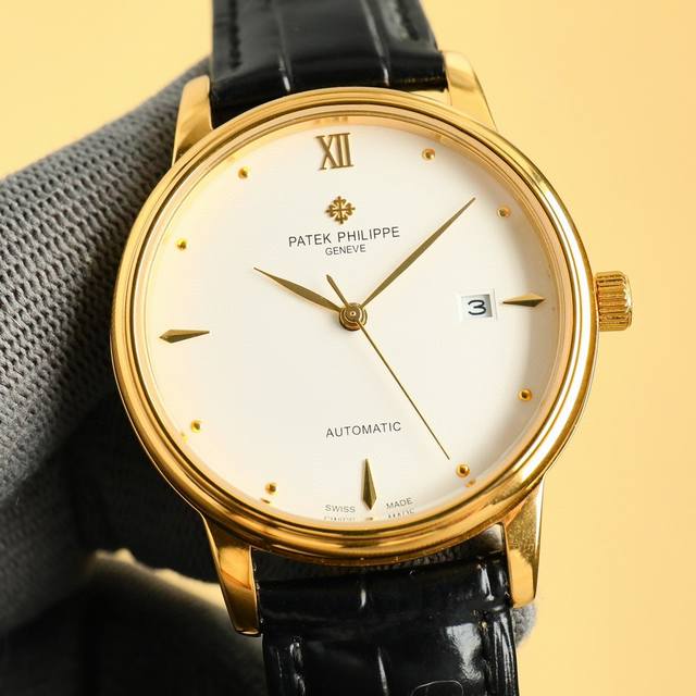 金壳+50〔最新爆火热门款 百达翡丽 Patek Philippe 采用独特的表盘设计 搭配而来的是更高档奢华的腕表， 初识百达翡丽必憧憬有朝一日能拥有它，戴上