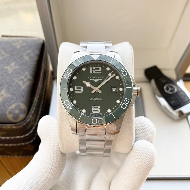 浪琴-Longines 康卡斯系列 陶瓷圈口 男士腕表 全自动西铁城机械机芯 316精钢拉沙表壳 精钢表带配原装扣 直径40Mm厚12Mm Bst实拍 这款腕表