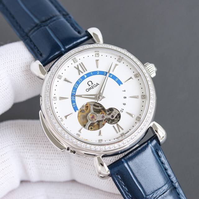 实价无让利金银同价 品牌：江诗丹顿传承系列30020 000P-7596腕表 主要参数品牌：江诗丹顿系列传承系列机芯：进口全自动瑞士机械机芯详情机芯型号Cal.