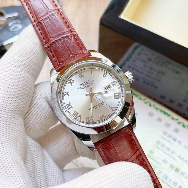 品牌：劳力士-Rolex，新款火热来袭时尚男士石英腕表采用超强矿物质高清玻璃镜片，进口石英机芯，带日历，进口小牛皮表带！手表整体设计简约大方，呈现你的王者气质表