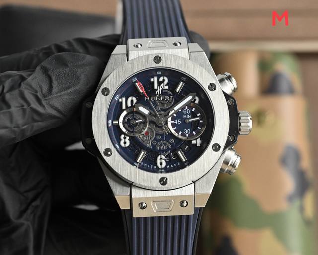 白壳 玫黑 恒宝 Hublot 玻璃 45Mm*13Mm 头层牛皮表带 原装扣 全自动机械机芯 浓浓的金属酷感 始终带给你视觉上的冲击