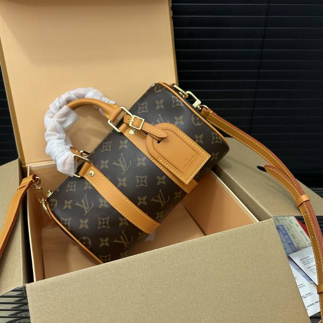 Louisvuitton Lv Keepall 25 series handbag with printed pattern, crossbody bag, s