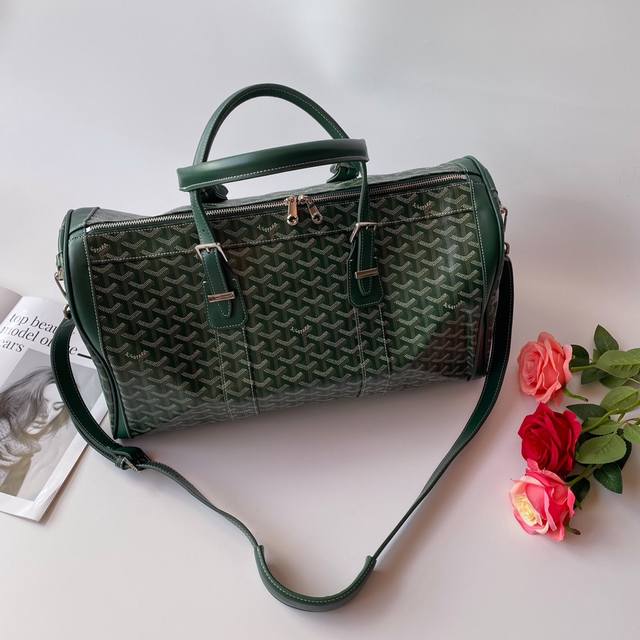 G0Yard Founded in 1853, Goyard boasts a history spanning over 150 years. This el