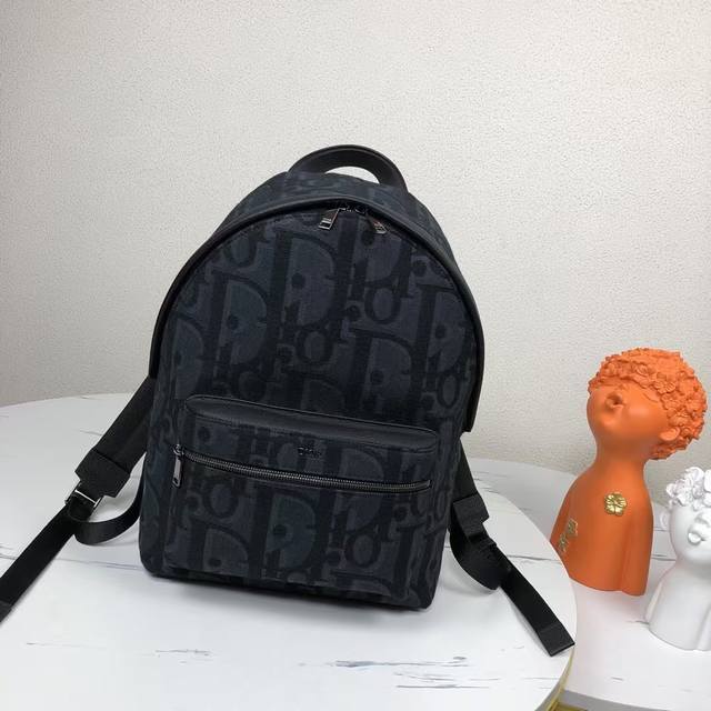 The most premium version on the market. Compare the Rider Backpack in Black Max