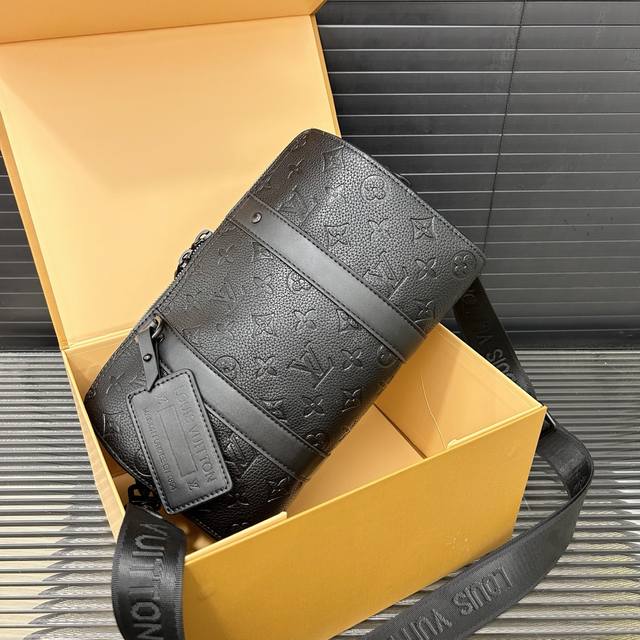 Louisvuitton Lv City Keepall cylindrical shoulder bag handbag couple's crossbody