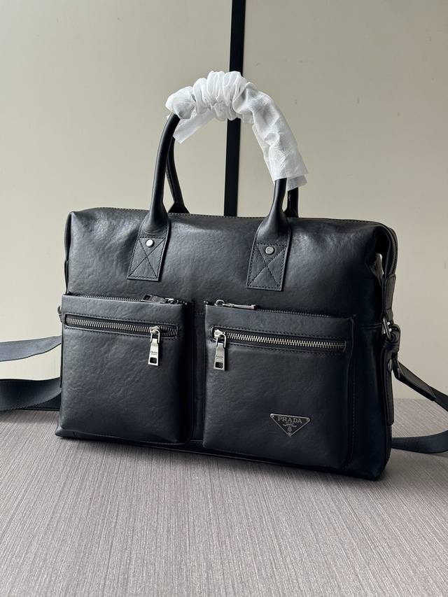 A high-end, top-tier Prada handbag is shipping in bulk. We won't boast about pr