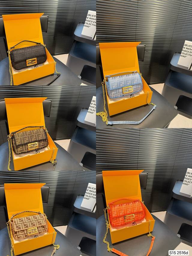 Comes with a foldable case. This new Fendi baguette bag, worn under the arm, ex