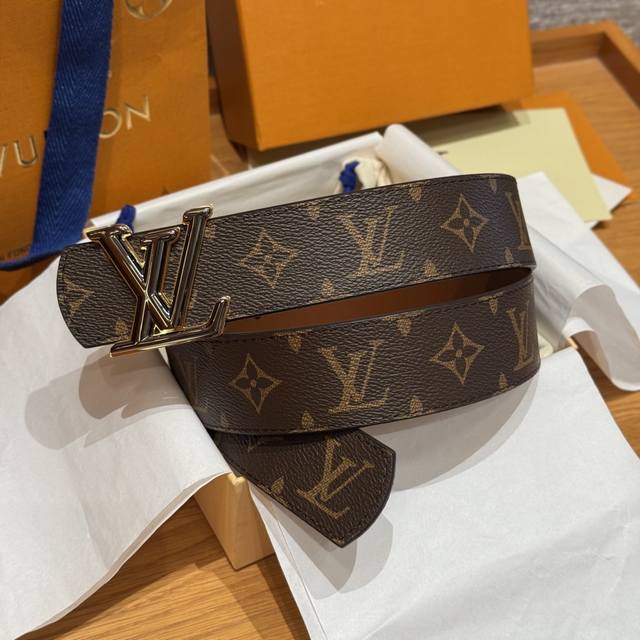 - Donkey's new men's belt DDD. This double-sided belt features Monogram canvas