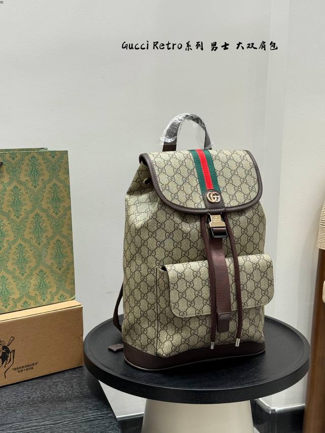 Size 29.39cm Cool Retro Men's Travel Backpack Gucci Actually, I think backpacks