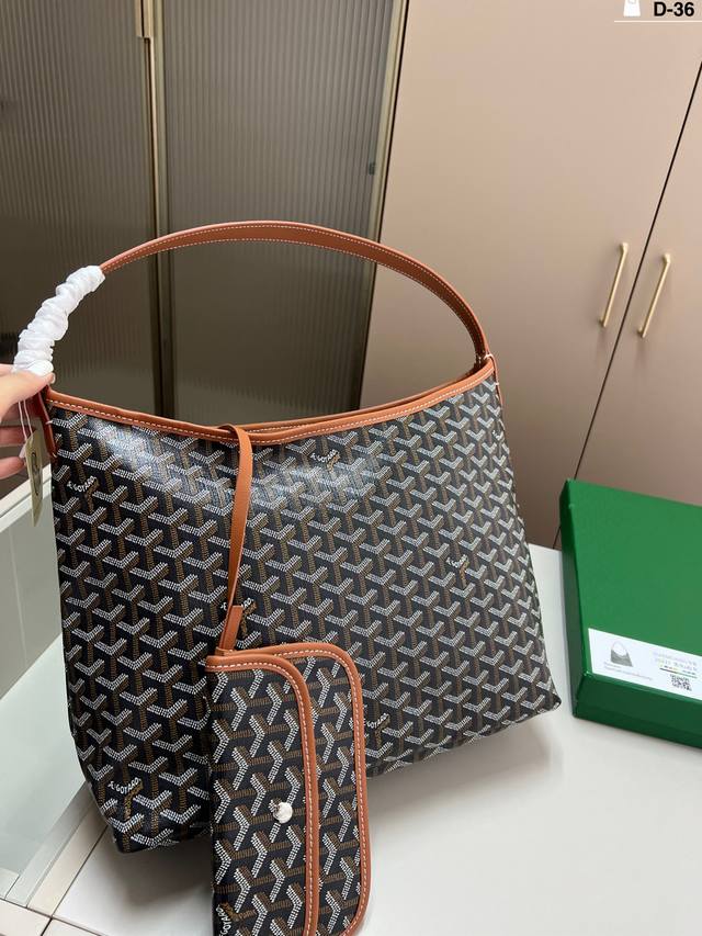 Goya's new Hobo underarm bag is a perfect 1:1 custom made bag from start to fini