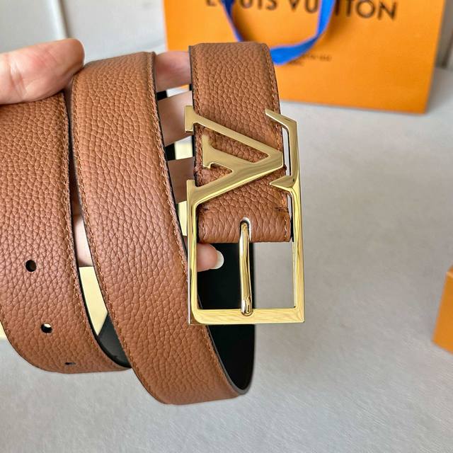 Original packaging L0Uis Vuitt0N This season's new men's belt, 35mm wide, made