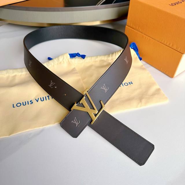 Original packaging L0Uis Vuitt0N This season's new men's belt, 40mm wide, made