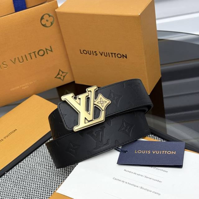 The Lv Dimension reversible belt blends creative heritage with a sophisticated s