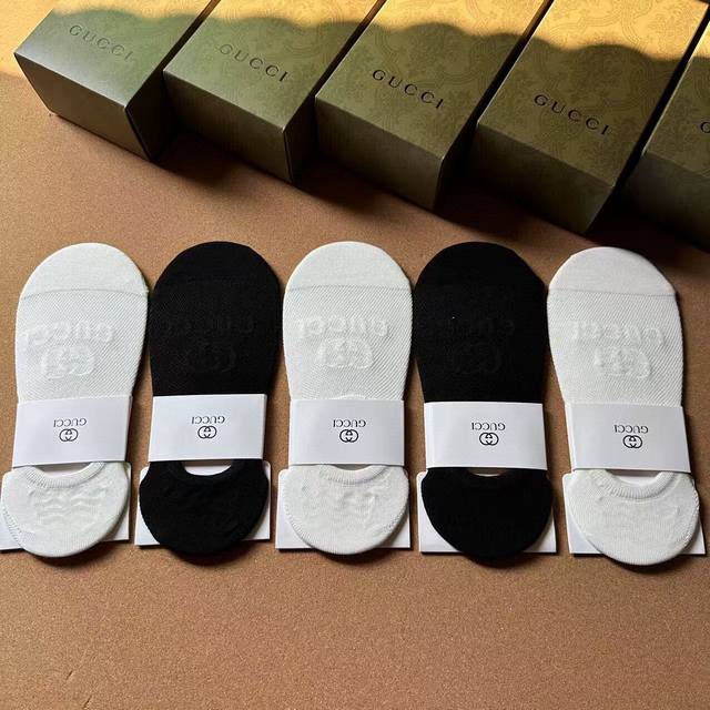 Special Gucci Gucci G's new women's invisible socks, one box of five pairs of ho