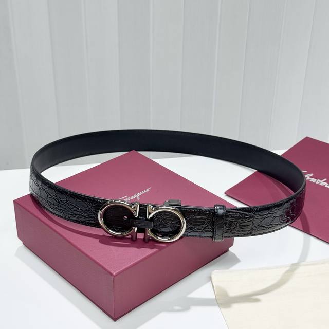 Salvatore Ferragamo. Suitable for both business casual and formal wear! 3.5cm c