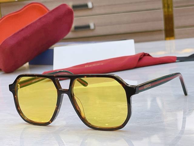 Gucc* Gucci new sunglasses, Model: Gg1366, Size: 59mm 15-145 DDD