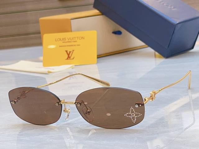 Louis Vuitto* Louis Vuitton new sunglasses, Model: Z2803U, Size: 58 14-140 DDD