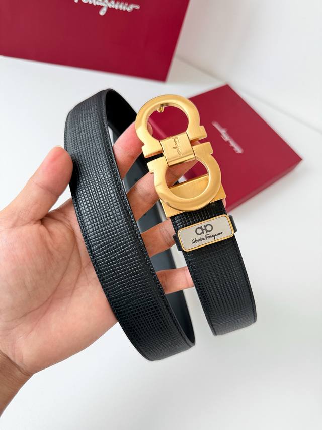 Product Name: Ferragamo belt. Ferragamo belt original Model: Buckle, classic bu