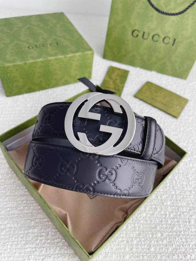 - Gucci 4.0Cm counter with the same embossed design, imported Italian calfskin,