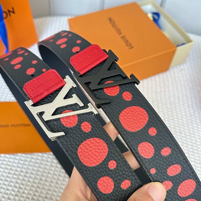 Original packaging Donkey counter model. L0Uis Vuitt0N This season's new men's