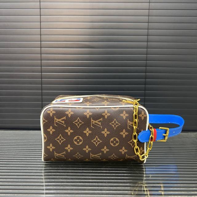Louisvuitton NBA collaboration Cloakroom Dopp Kit handbag, clutch, cosmetic bag,