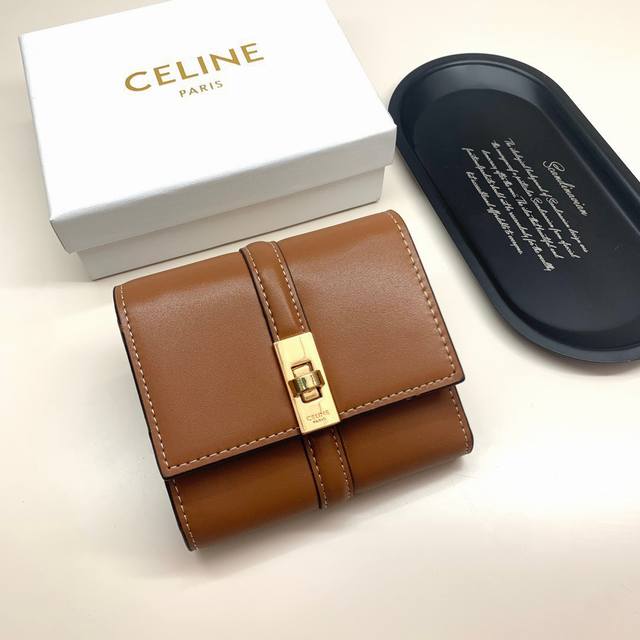 Celine 10523 Color Black and Brown Size 11*10*5 Celine short wallet is a very be