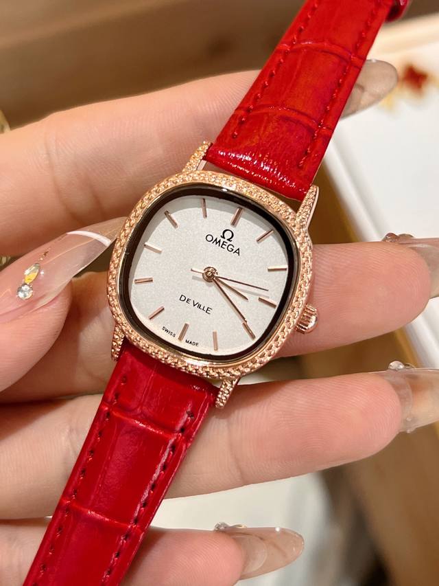 欧米加经典款石英手表，进口石英机芯，精钢材质表带，双按蝴蝶按扣，方便佩戴，简洁大方，独家实拍