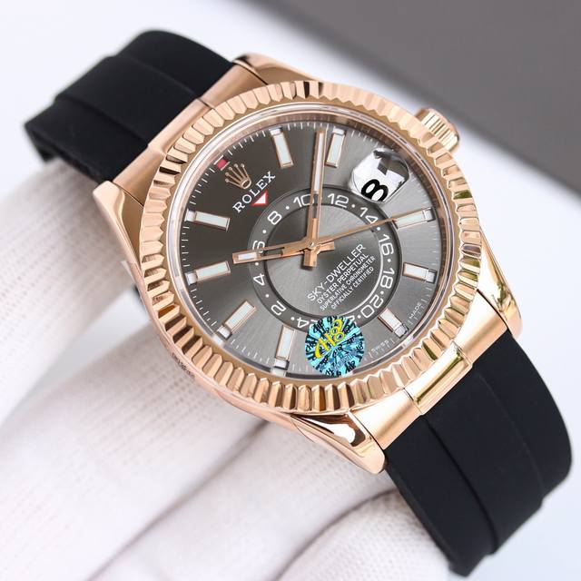 白壳 ，金壳 H8劳力士纵航者系列Rolex Sky-Dweller 天行者！ 表壳 尺寸42Mm，沉稳可靠、雍容大度！表圈采用劳力士Ring Command三