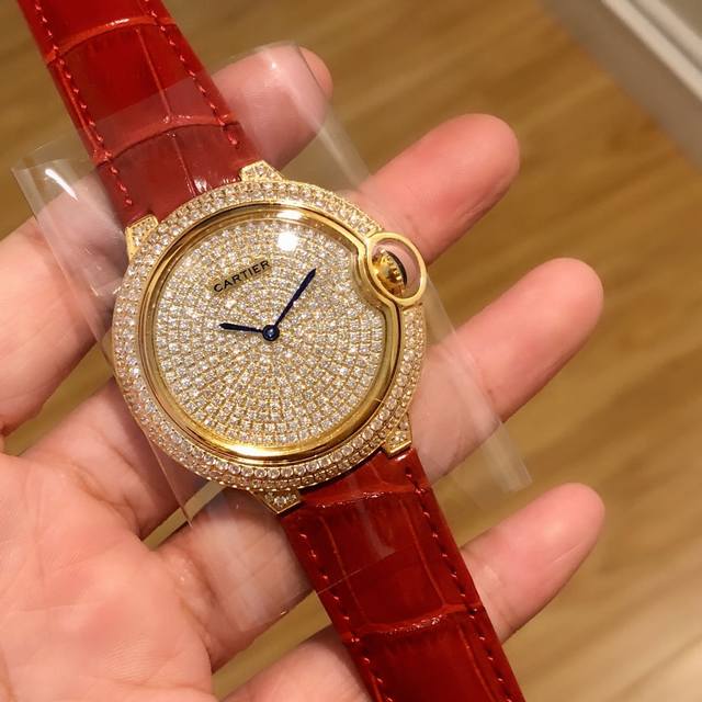 卡地亚蓝气球黄金满天星到货！专柜同步双排钻四角小钻全手工镶嵌钻石面 瑞士石英机芯 百搭尺寸36Mm 请认准独家细节高品质！