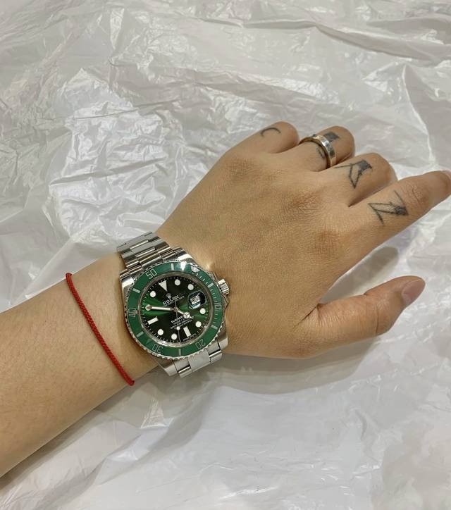 Rolex劳力士自动机械机芯 米防水 男女同款 瑞表 40Mm 绿色表盘 精钢表壳 精钢表带