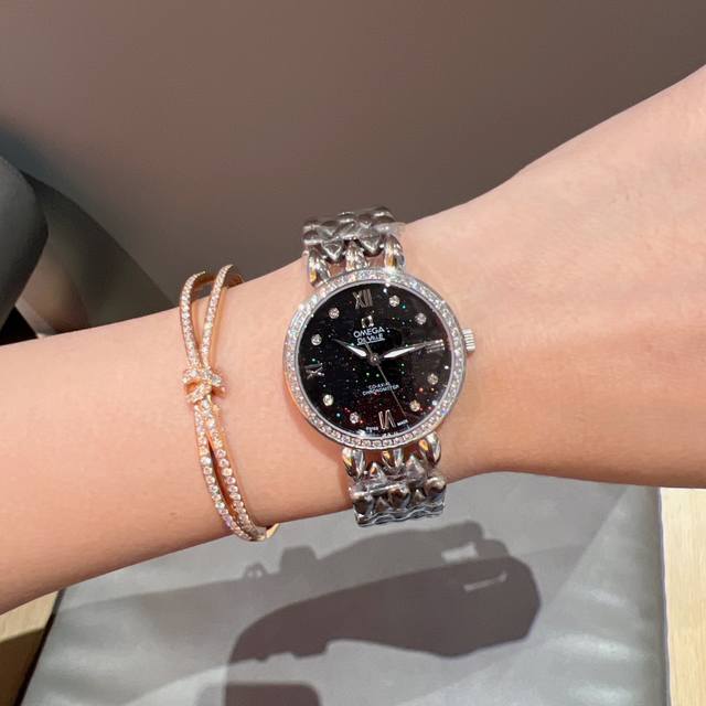 Omega Omega 欧米茄蓝宝石玻璃，美美镶钻，尺寸：33Mm ，厚度：10Mm，质量非常好大写的漂亮独家爆卖首发，超级百搭无敌好看，316实心精钢，原装扣