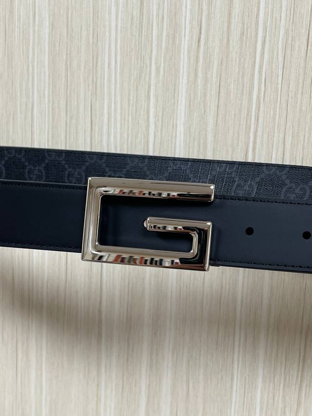 3.5 width black imitation. Plain, double-sided imported leather, with exquisite