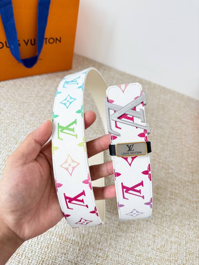 Product Name: Lv..Louis..Vuitton Belt Original Model: Buckle, classic pure stee